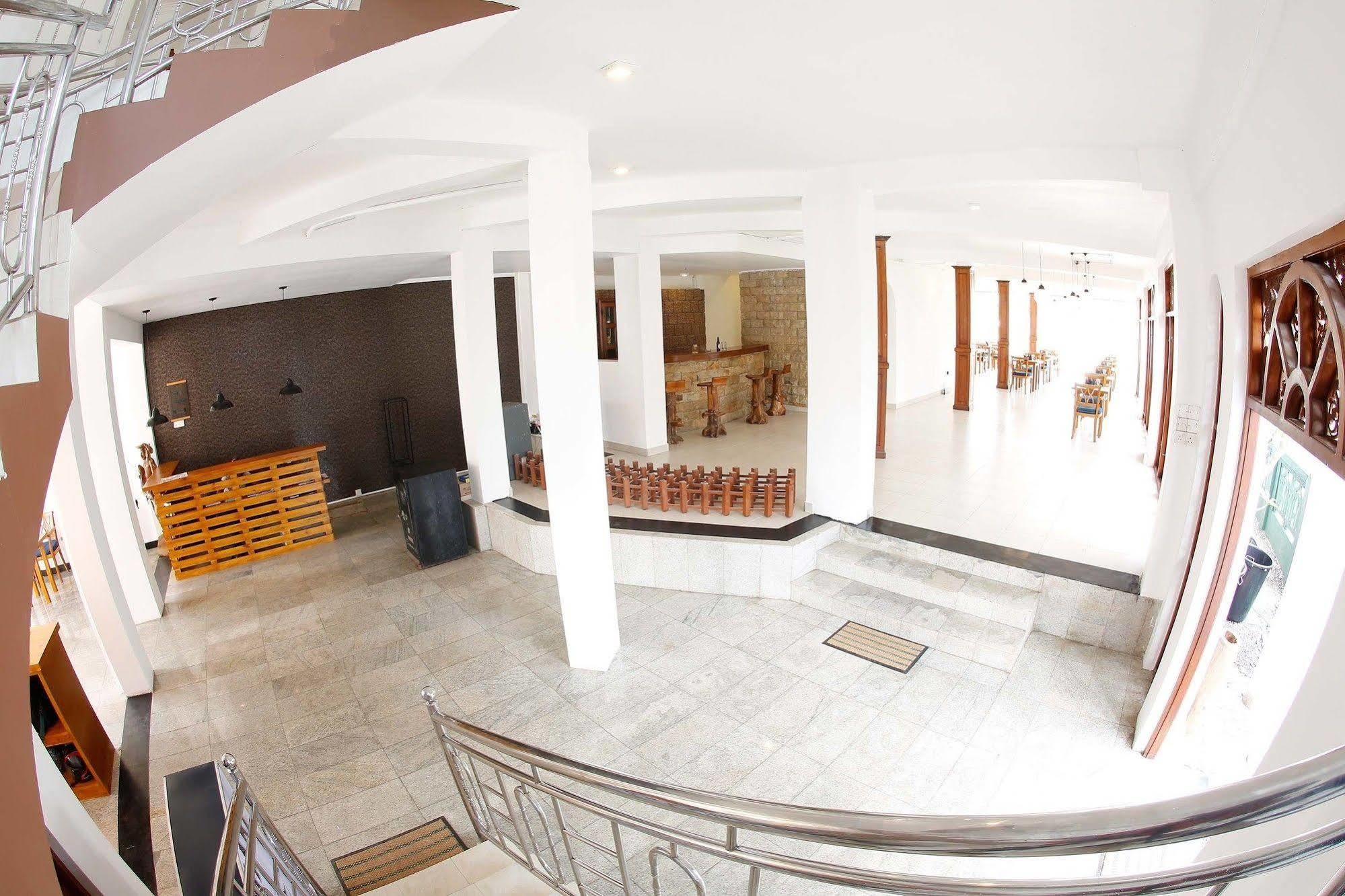 The Reef Beach Hotel Νεγκόμπο Εξωτερικό φωτογραφία